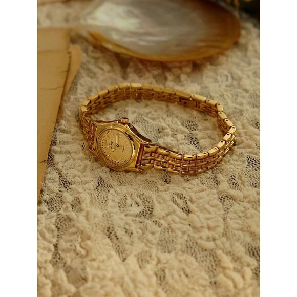 Gold French Vintage Style Unique Elegant Women’s Wrist Watch Trendy Cute Gift main image 8